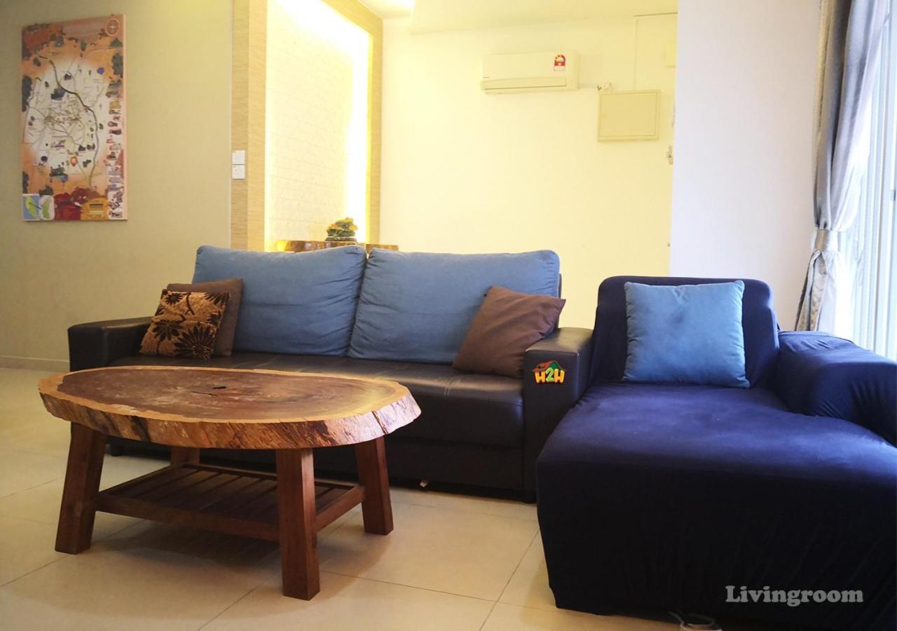 H2H - Cy Botani Vacation House Ipoh Bagian luar foto